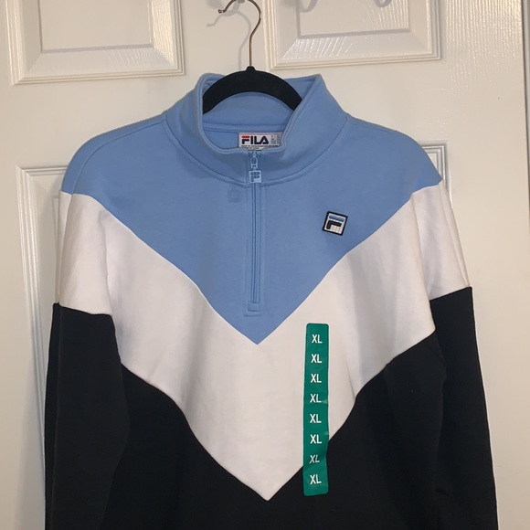 FILA Sweatshirt - Picture 1 of 5